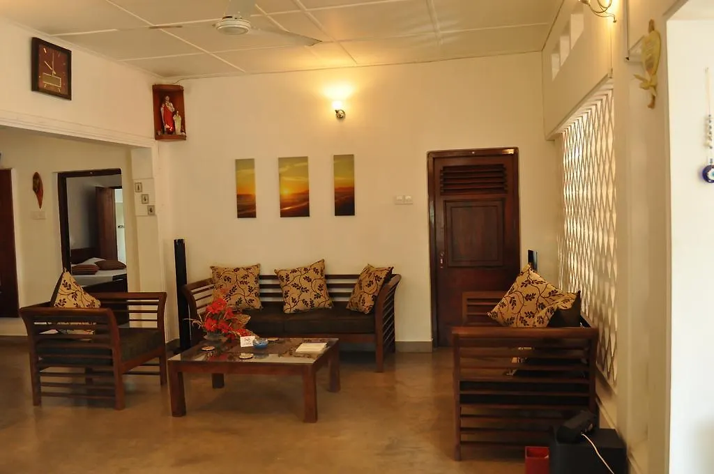 **  Dions Guest House Negombo Sri Lanka