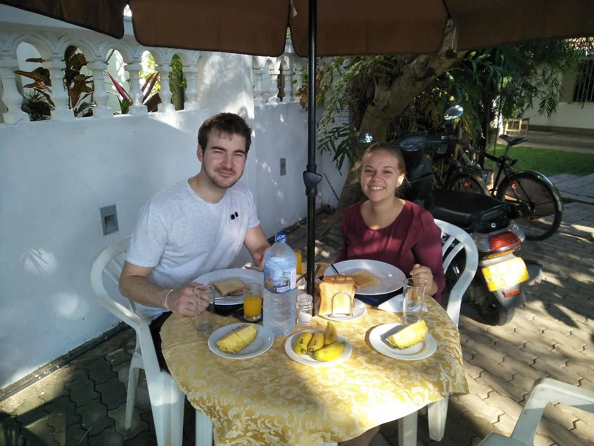 Dions Guest House Negombo